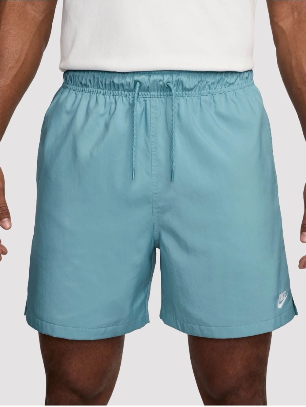 Nike CLUB WOVEN FLOW
SHORTS